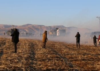 Mir Perwerin cenazesine katilan 9 kisi tutuklandi