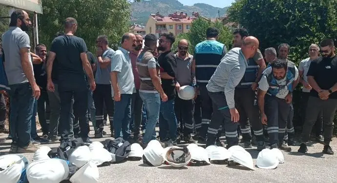 FEDAŞ işçilerinden iş bırakma eylemi