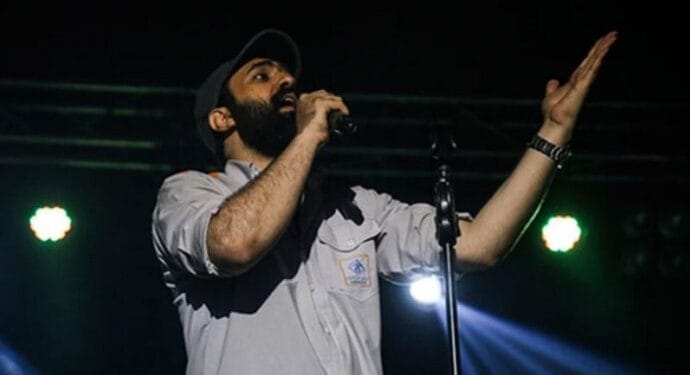 İran'da zorunlu başörtüsüne çıkardığı şarkıyla tepki gösteren Mehdi Yarrahi gözaltına alındı