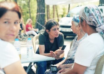 Akbelen'de gazetecilere baskı