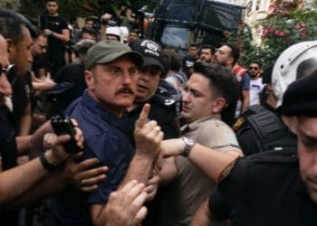 İşkenceci ve tacizci polis Hanifi Zengin'in rütbesi düşürülerek Başakşehir İlçe Emniyet Müdürlüğü’ne atandı