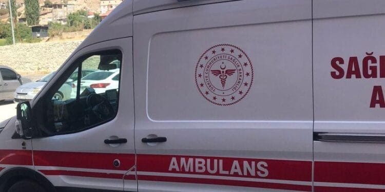 Hakkari'de gözaltına alınan Fatma Bulut iki kez hastaneye kaldırıldı