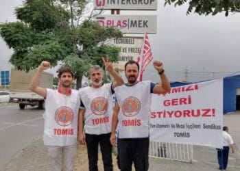 Plasmek Makine işçileri direnişe başladı