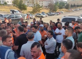 Mamak Belediyesi’nde iş bırakma eylemi