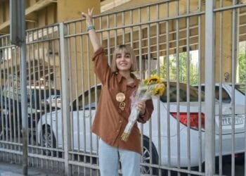 İran'da gazeteci Nazila Maroofian açlık grevine başladı