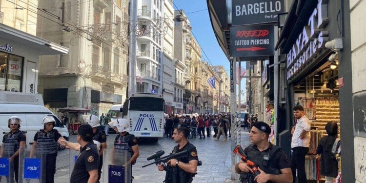 Cumartesi Anneleri eylemlerinin 965'inci haftasında gözaltına alındı