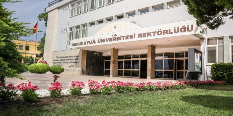 Dokuz Eylül Üniversitesinde yemek ücretlerine yüzde 193 zam