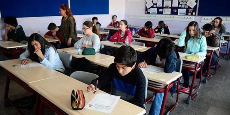 Ortaokul ve liselerde merkezi sınav