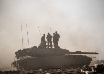 İsrail Mısır'a ait bir noktayı vurdu