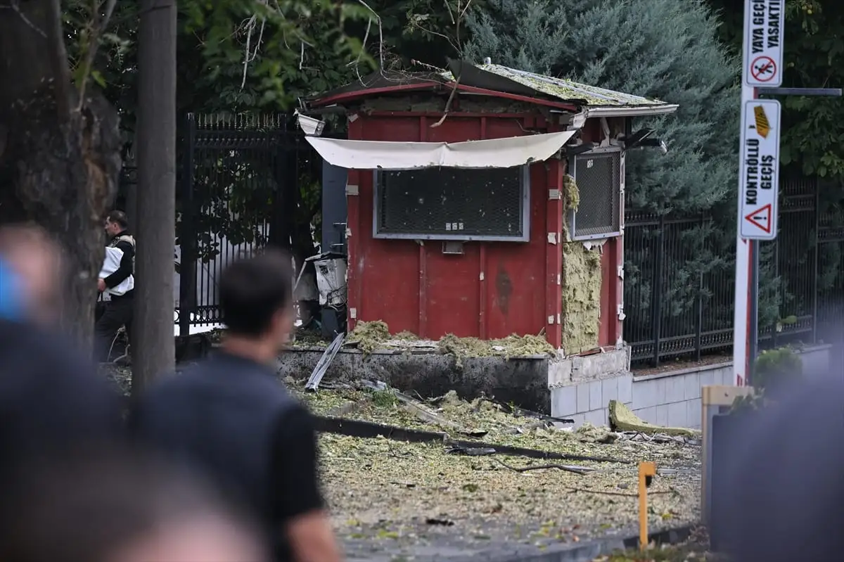 Ankara’da İçişleri Bakanlığına bombalı eylem