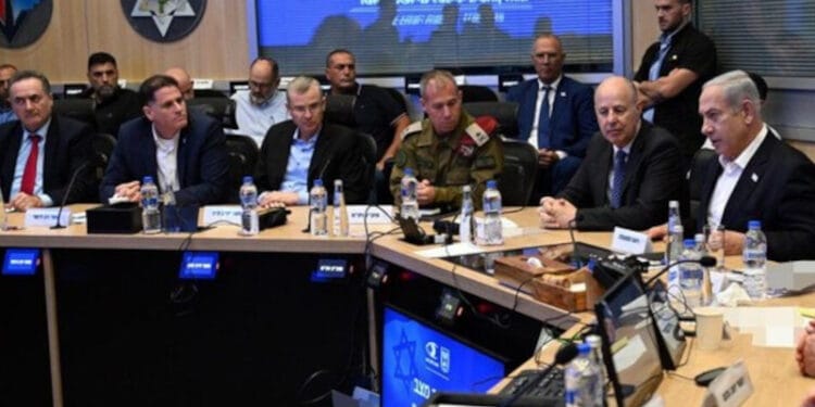 İsrail, savaş ilan ettiğini duyurdu