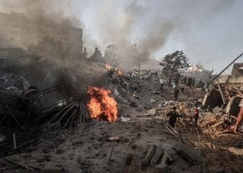 İsrail saldırılarında Gazze'de hayatını kaybedenlerin sayısı 8 bin 306'ya yükseldi