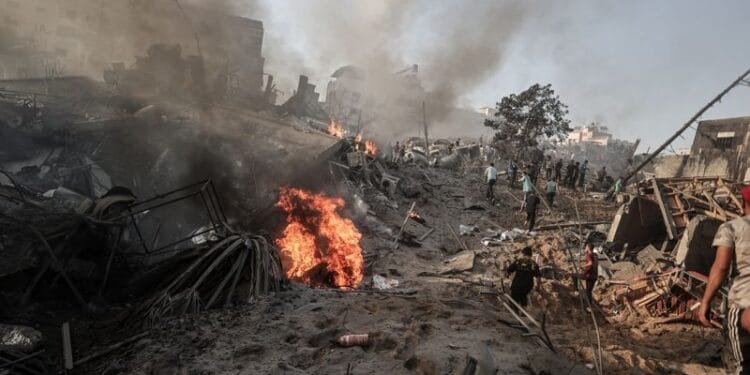 İsrail saldırılarında Gazze'de hayatını kaybedenlerin sayısı 8 bin 306'ya yükseldi