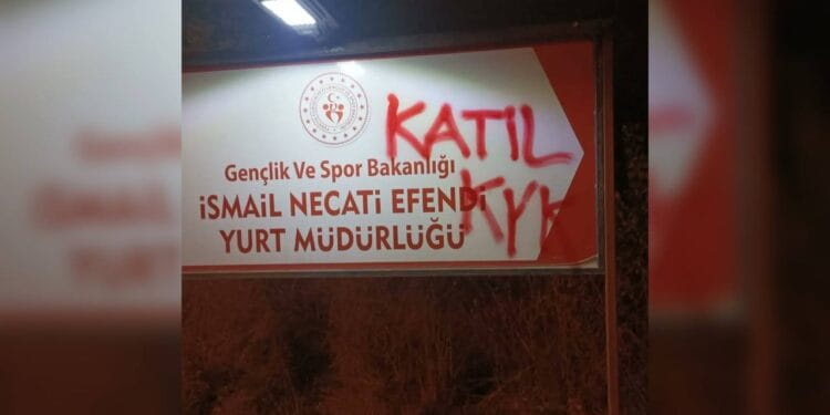 "Katil KYK" yazılaması