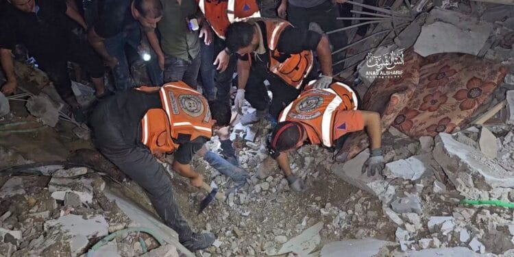 İsrail Cibaliye Mülteci Kampı'nı vurdu