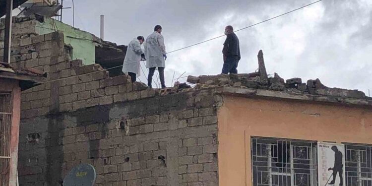 Hatay’da depremden 286 gün sonra enkazdan cenaze çıkarıldı