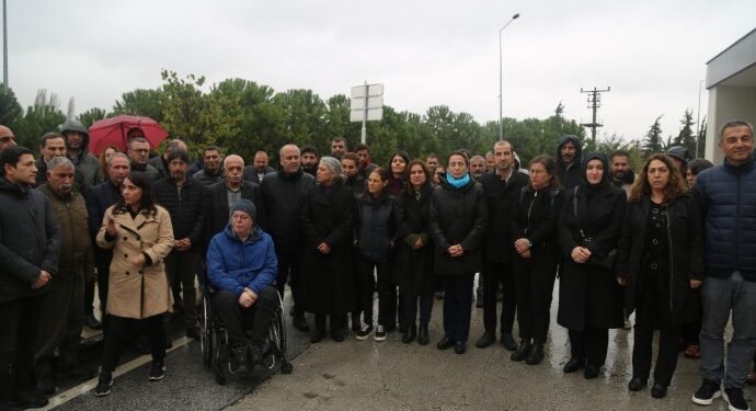 Öcalan'ın özgürlüğü için Gemlik'te açıklama yapıldı