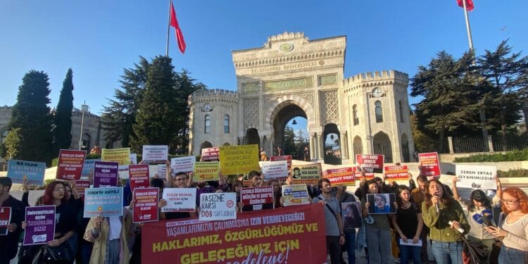 Gençlik Örgütleri, 42. yılında YÖK’ü protesto etti