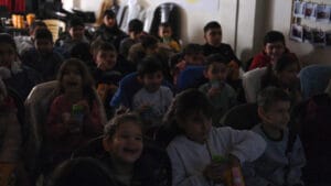 Şahintepe'de çocuklar film gösteriminde buluştu