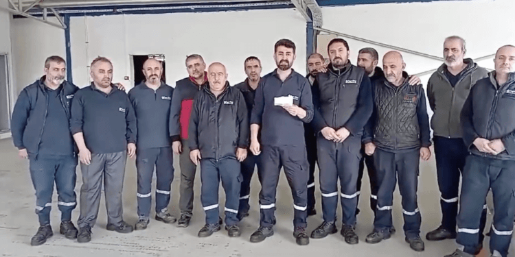 Özak Tekstil işçileri