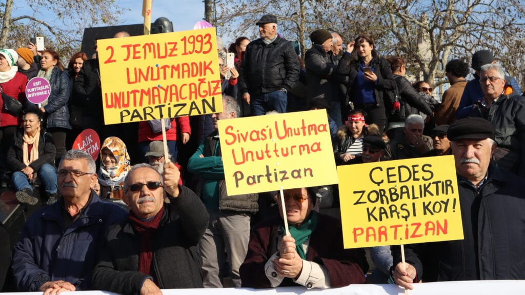 Alevi Mitingi - Kadıköy