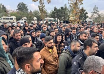 Özak Tekstil işçileri