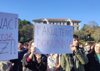 Boğaziçi Üniversitesi öğrencilerinden eylem