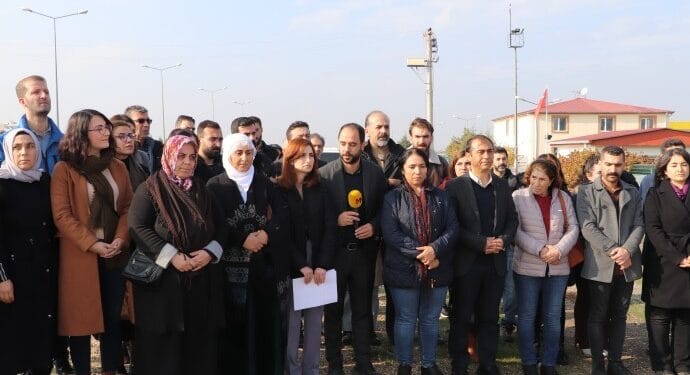 Diyarbakır Hapishanesi önünde basın açıklaması