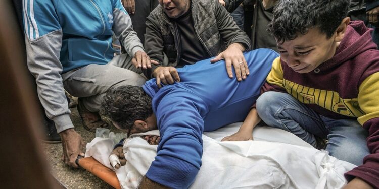 9 binden fazla Filistinli tedavi edilemediği için hayatını kaybetti