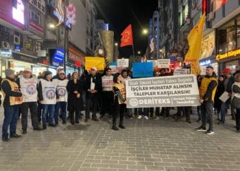 DERİTEKS'ten Özak Tekstil ile dayanışma eylemi