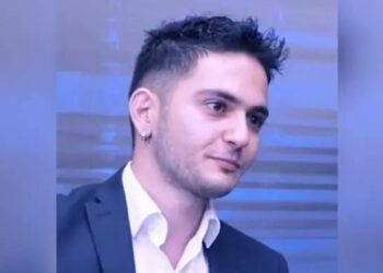 Gazeteci Furkan Karabay gözaltına alındı