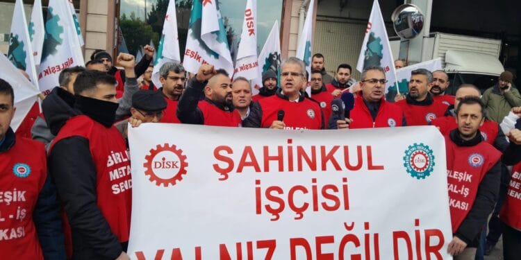 Şahinkul'da grev