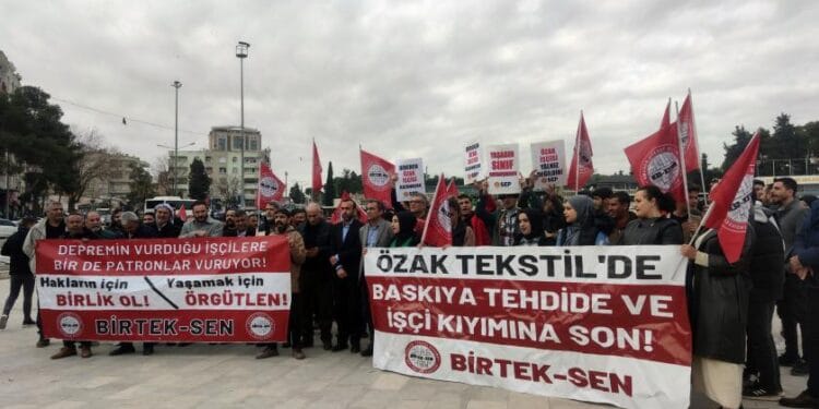 Özak Tekstil işçileri