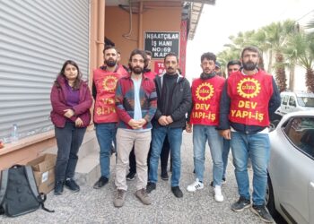 Muğla'da 2 aydır maaşlarını alamayan inşaat işçileri açıklama yaptı