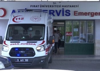 Elazığ'da maden ocağı sahasındaki patlamada 2 işçi yaralandı