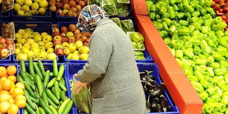 Dünyada gıda fiyatları yüzde 10 düşerken Türkiye’de yüzde 72 arttı