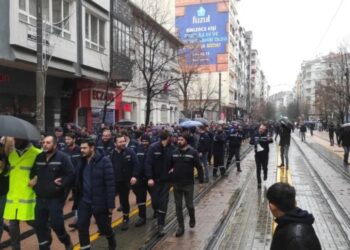 Eskişehir'de TÜRASAŞ işçileri Demiryol-İş Sendikası'nı protesto etti
