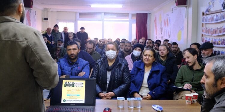 Şahintepe Mahallesi’nde panel düzenledi