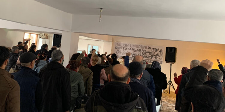 PŞTA “Parti ve Devrim Şehitleri Anma Haftası” kapsamında anma etkinliği gerçekleştirdi