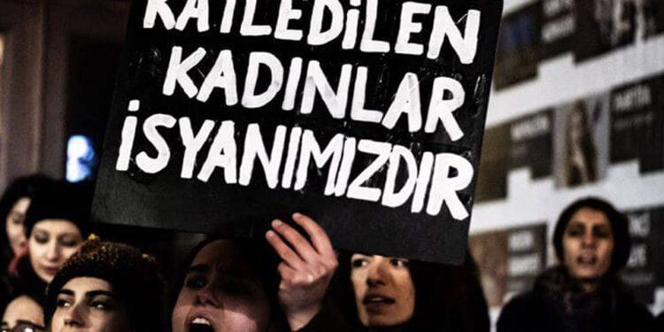 "Katledilen kadınlar isyanımızdır"