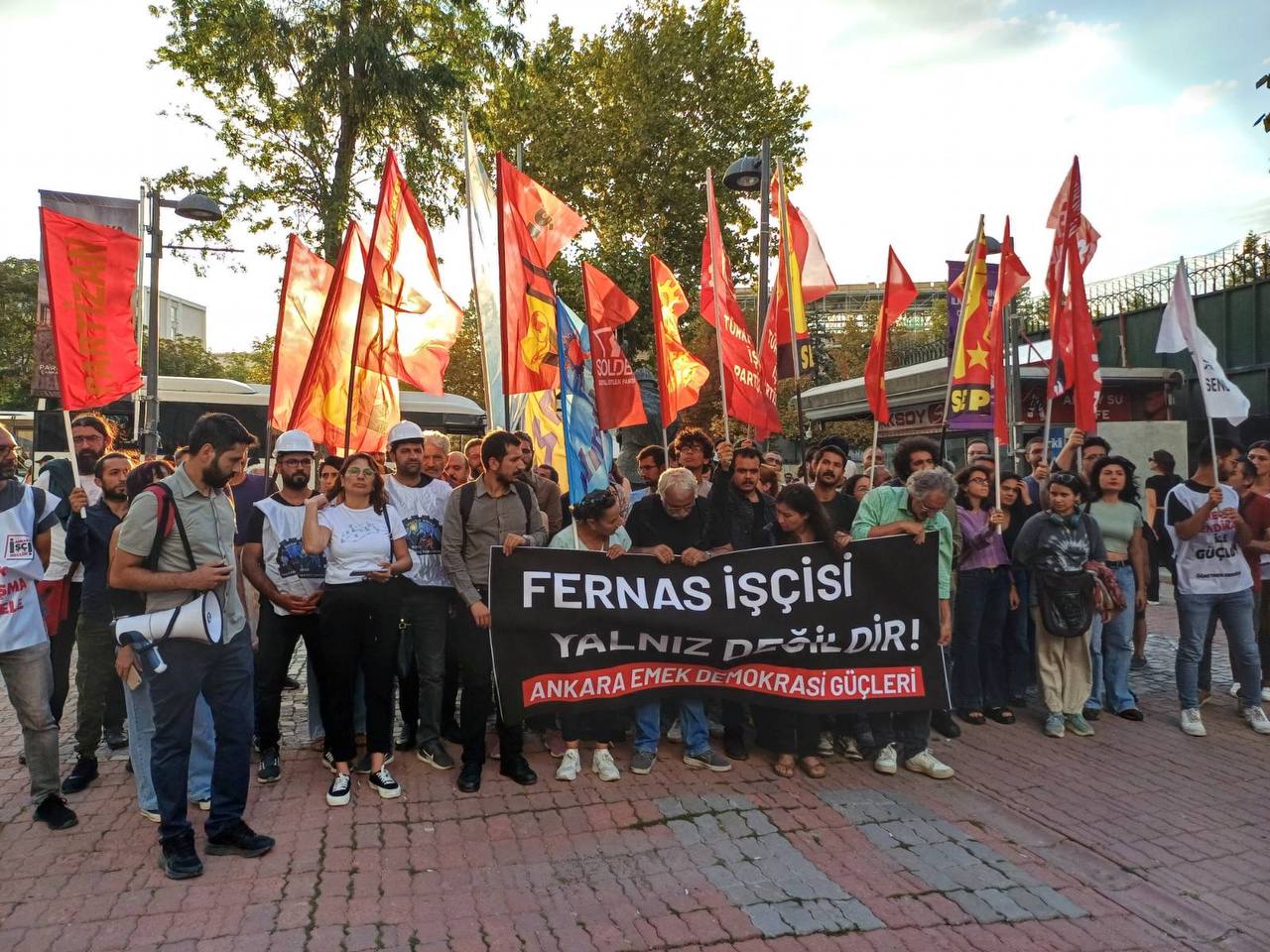 Fernas işçileriyle dayanışma eylemi