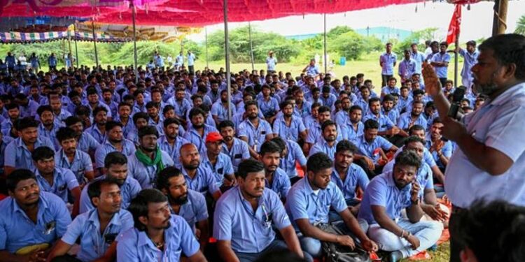 600 Samsung işçisi gözaltına alındı