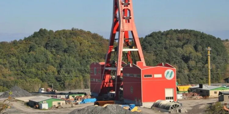 Hattat Enerji madeninde göçük.