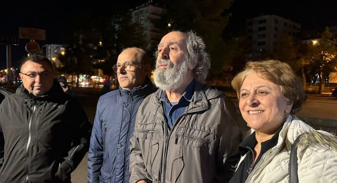 Gazeteci ve yazarlar serbest bırakıldı