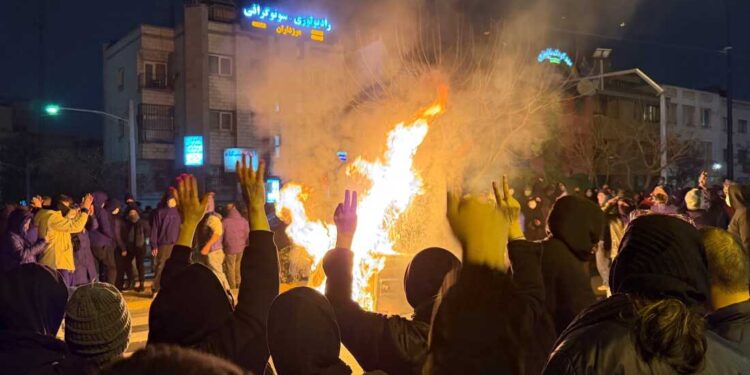 Tahran, İran, Cuma, Ocak. 9, 2026. (UGC via AP)