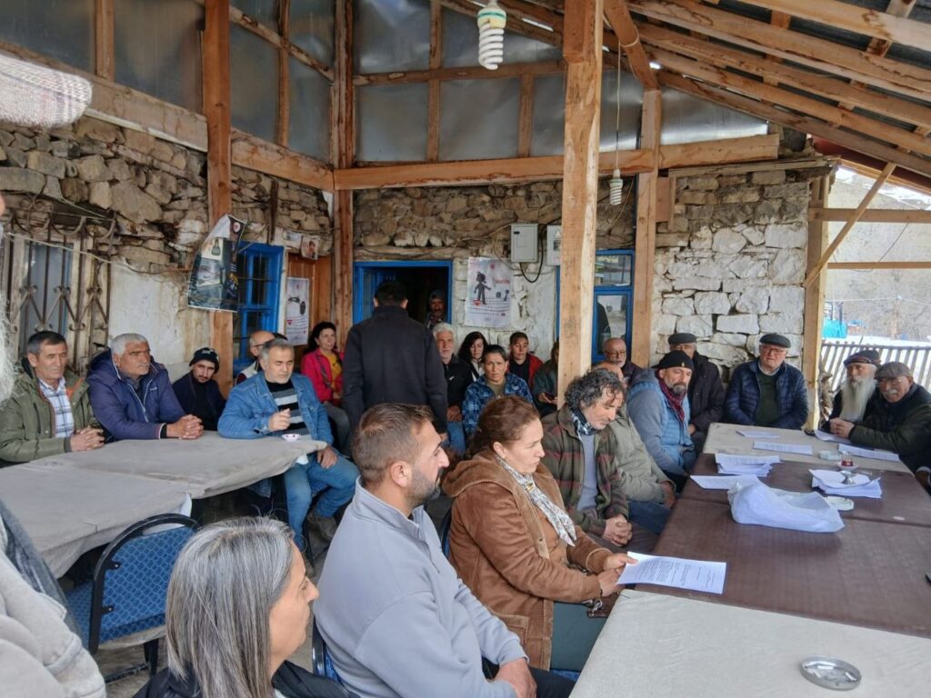 Aşkirek köyünde yapılan halk toplantısı